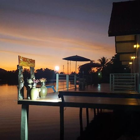 Khum Thong Resort Takuapa エクステリア 写真