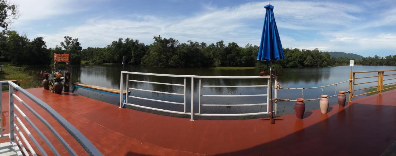 Khum Thong Resort Takuapa エクステリア 写真