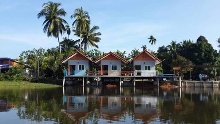 Khum Thong Resort Takuapa エクステリア 写真